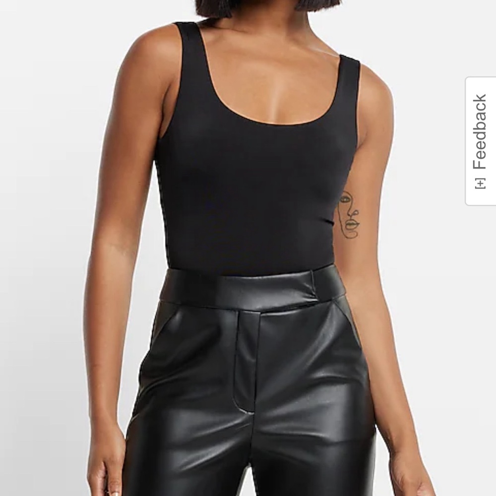 Express Body Contour Compression Scoop Neck Bodysuit